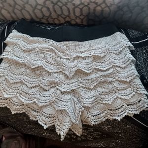 Medium forever 21 shorts